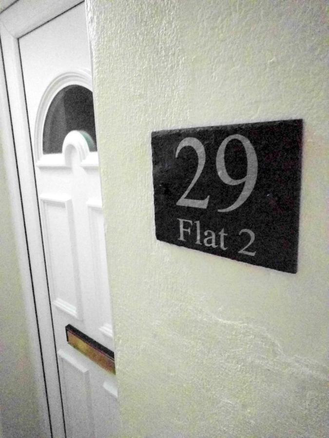 Bassett Flat With 2 Bedrooms And Superfast Wi-Fi Sittingbourne Kültér fotó